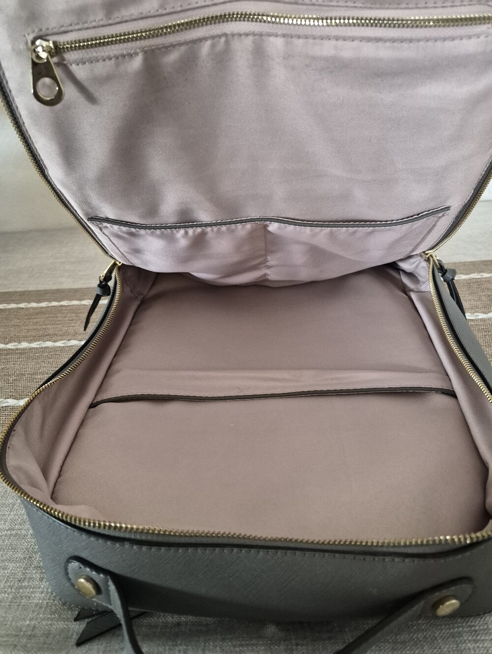 Calpak Backpack ( Excellent Condition) - Picture 3 of 6